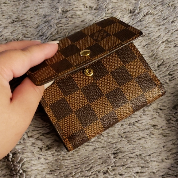 Louis Vuitton Wallet - Picture 8 of 16